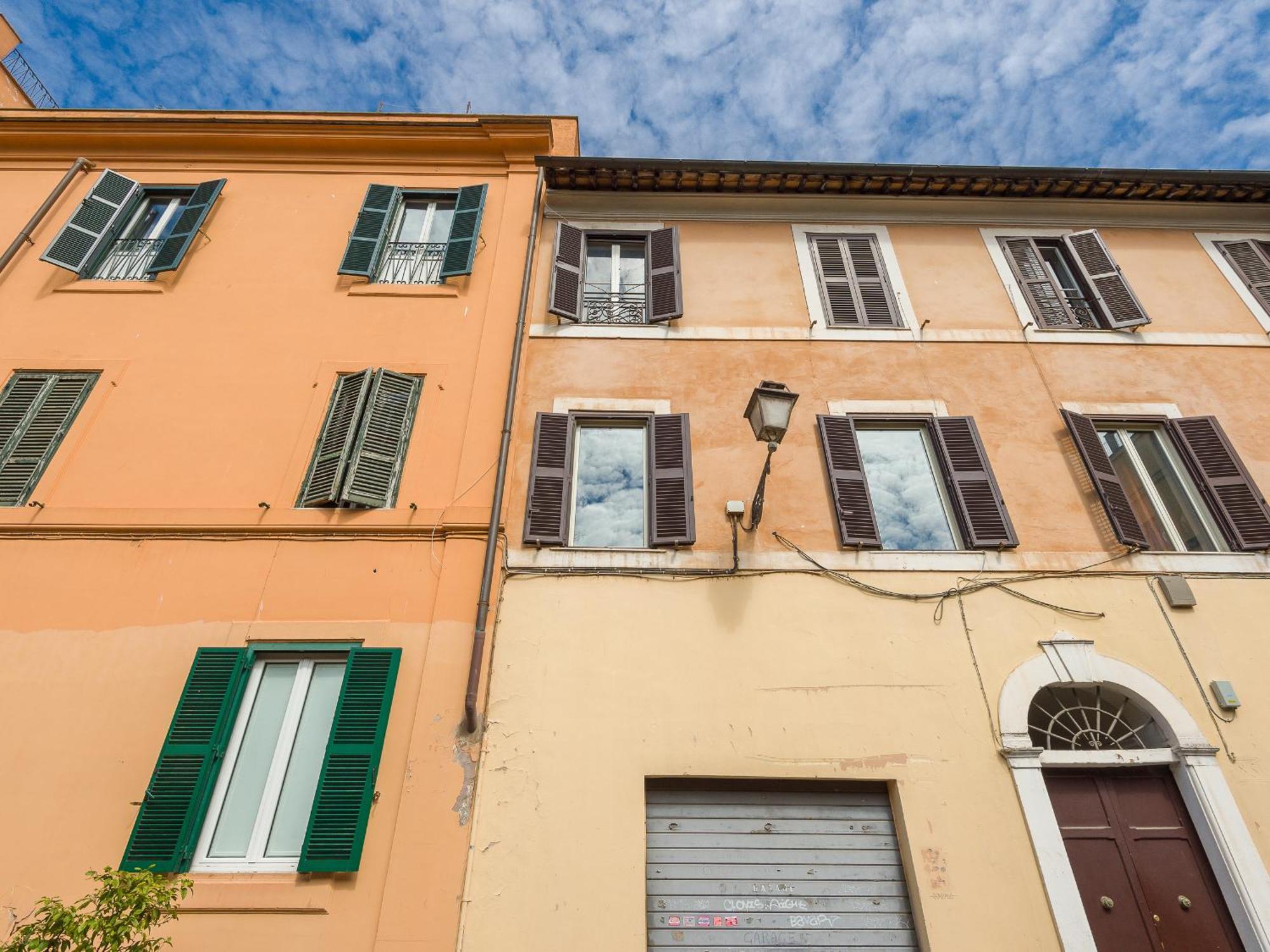 Sales In Trastevere Apartamento *