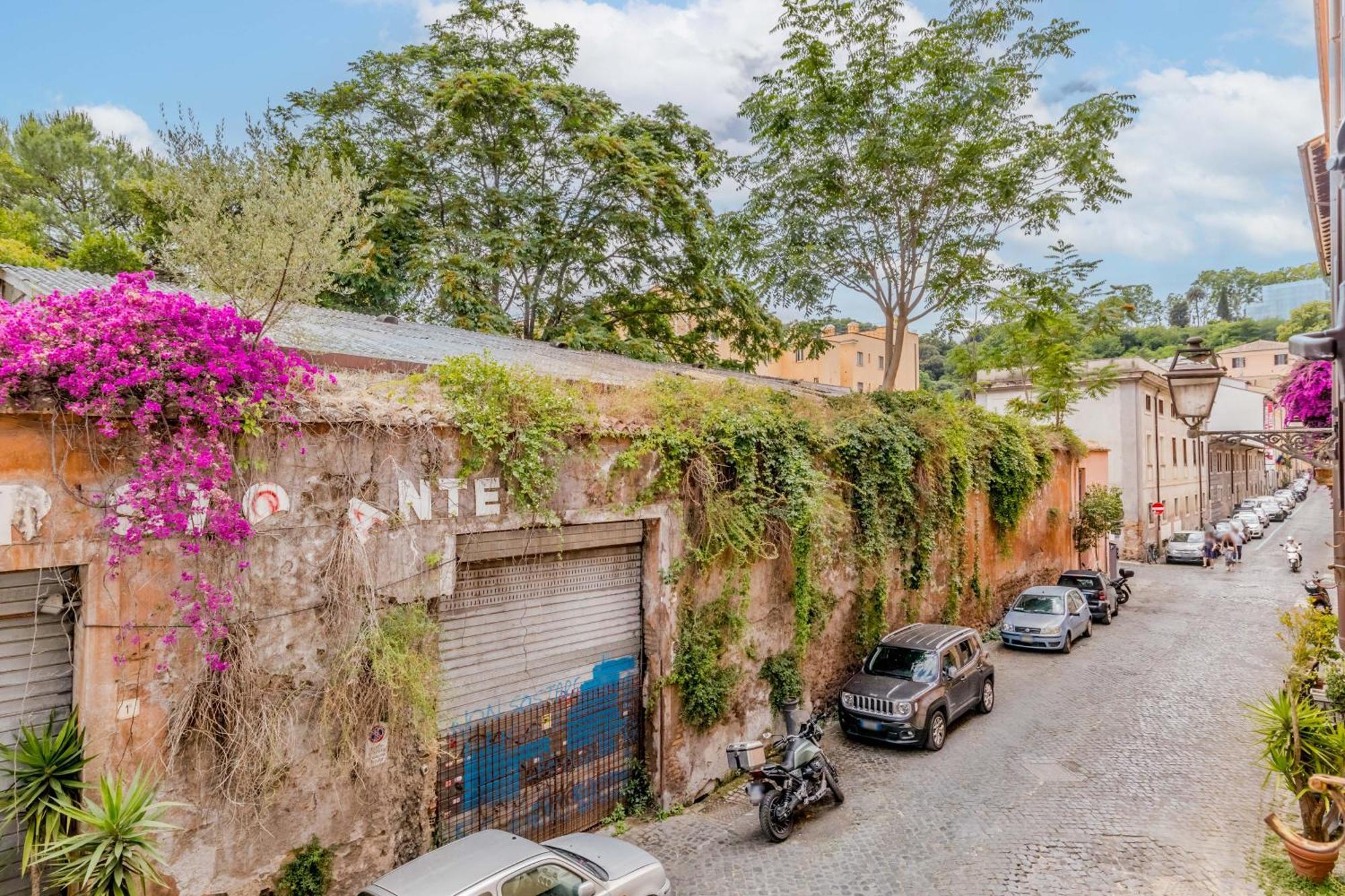 Sales In Trastevere Apartamento *